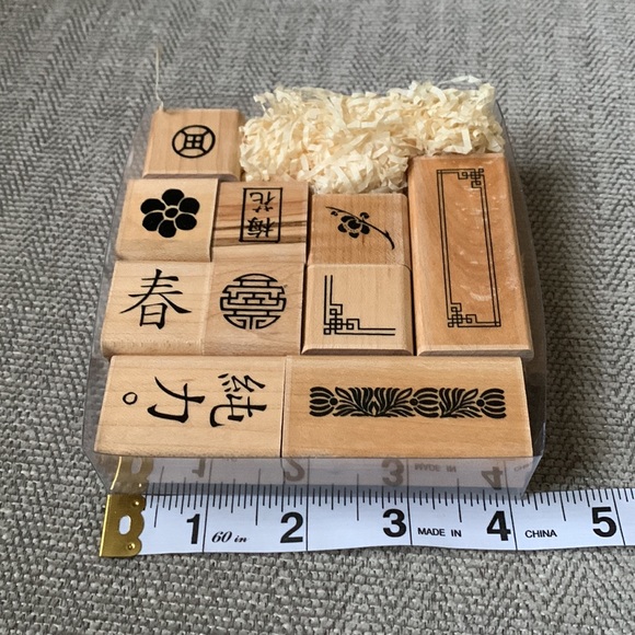 Touch of Asia S684 stamp set - Picture 2 of 8